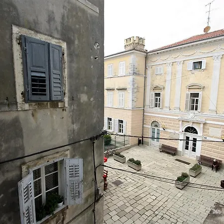 Kolenicka 2 * Poreč